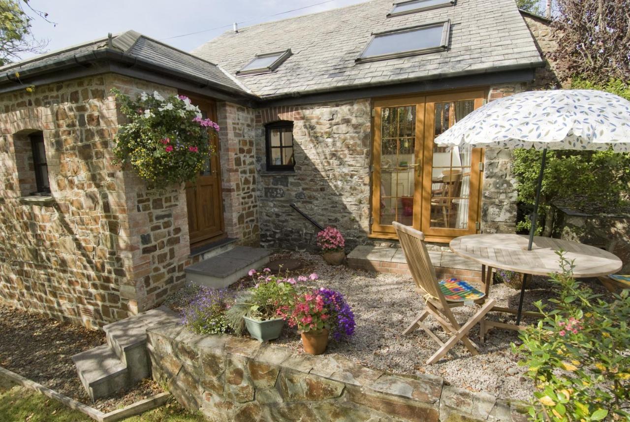 Shipload Cottage Hartland Phòng bức ảnh