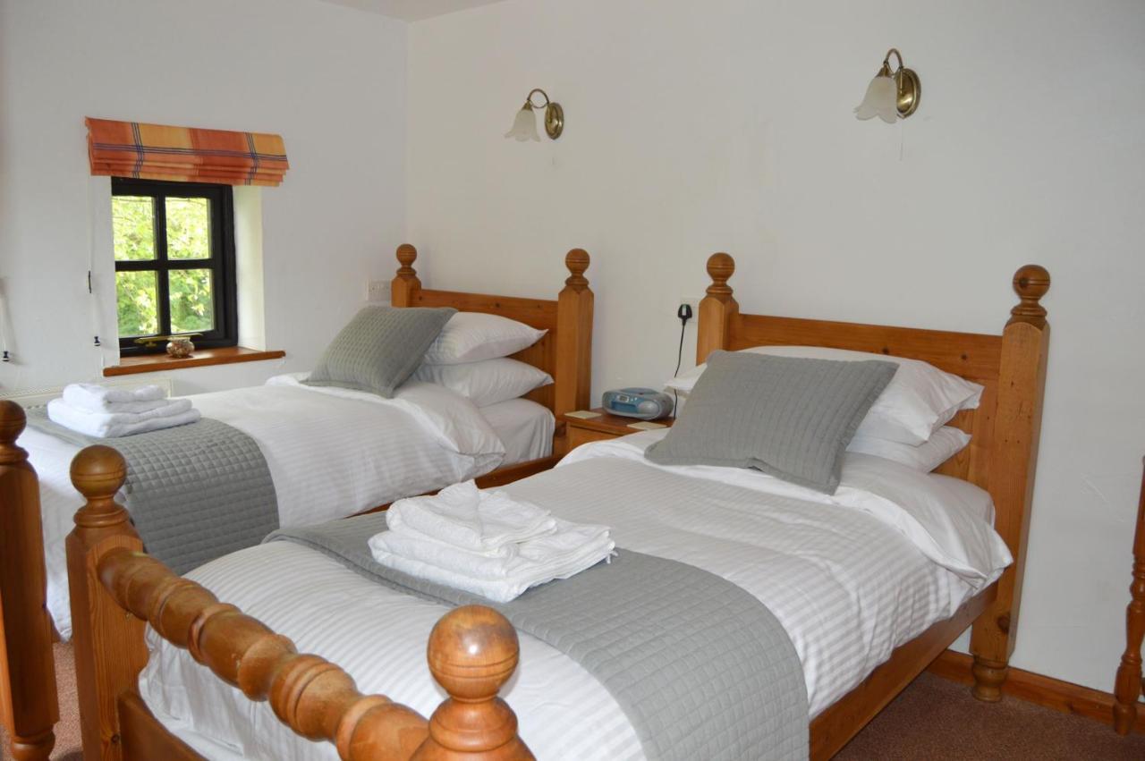 Shipload Cottage Hartland Ngoại thất bức ảnh